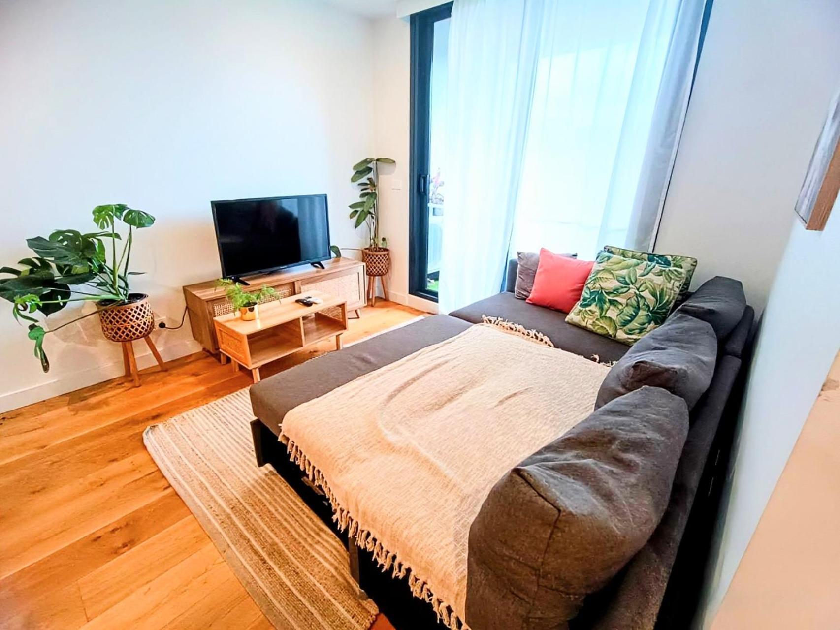 Dreamy Nature Apt In Free Tram Zone With Garden Views & Free Parking *