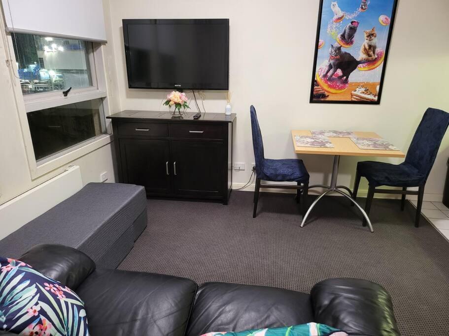 Apartment Amazing Front Flinders Station