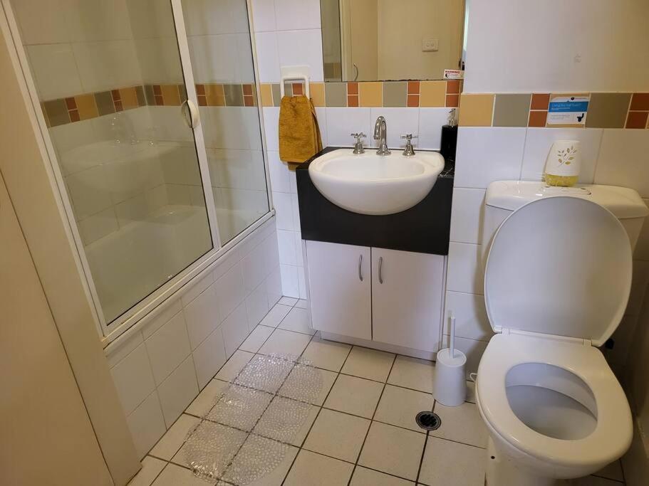 Amazing Front Flinders Station Apartment Melbourne