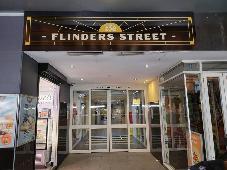 Amazing Front Flinders Station Melbourne