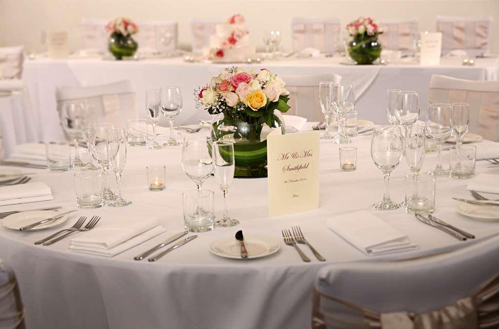 Radisson On Flagstaff Gardens Hotel Melbourne