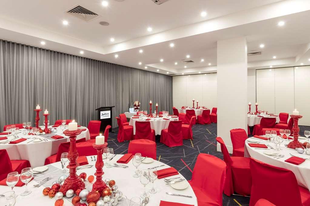 Radisson On Flagstaff Gardens *