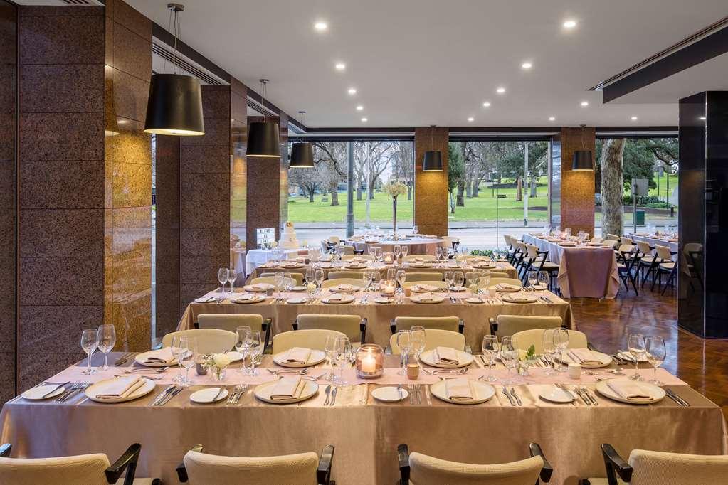 Hotel Radisson On Flagstaff Gardens *