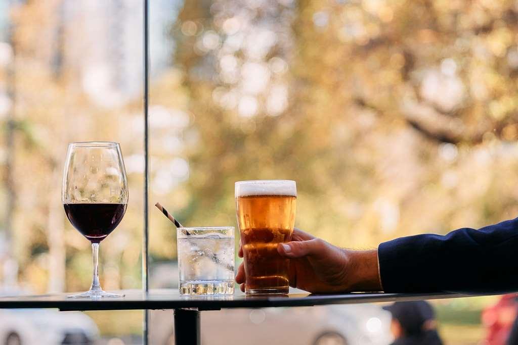Radisson On Flagstaff Gardens * Melbourne