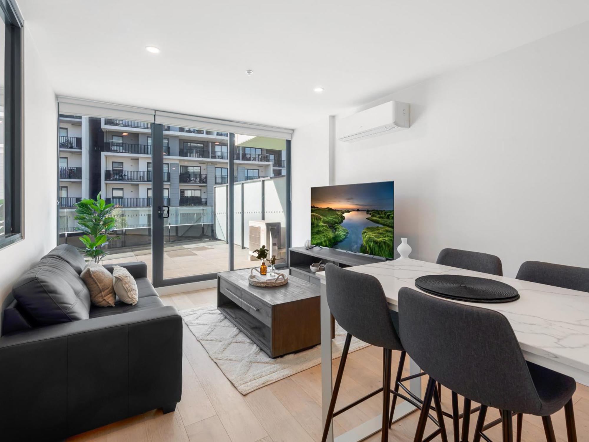 Peaceful 1-bed Unit With A Spacious Balcony Apartment Melbourne