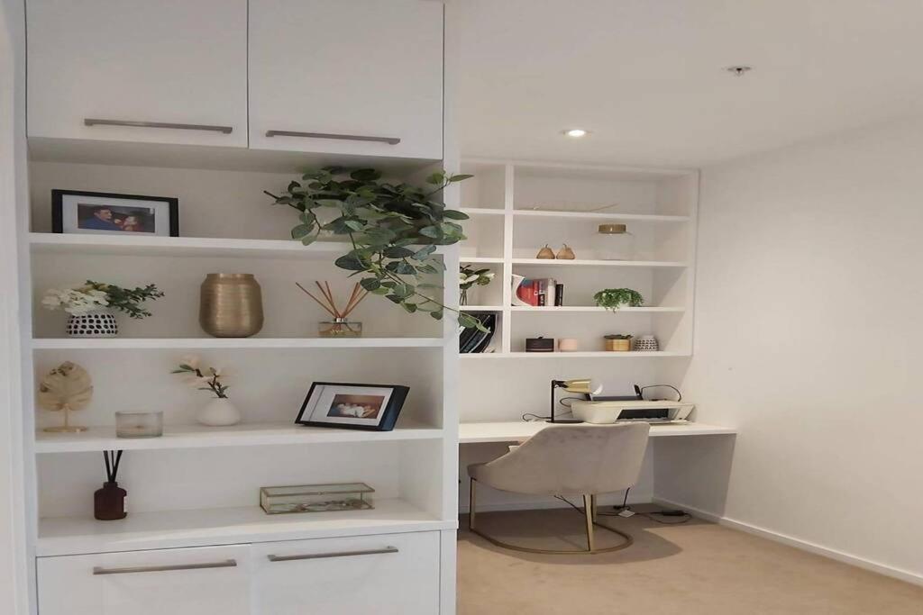 Apartment Luxury 2b2b 2 Tandem Carparks Prima Pearl Southbank Next To Casino & City *