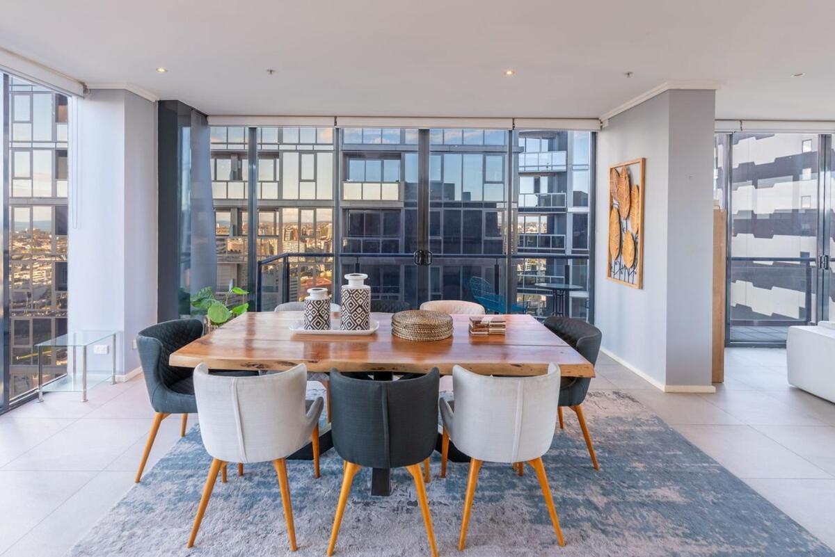 Perfect 4 Bedroom Penthouse Close To Casino *