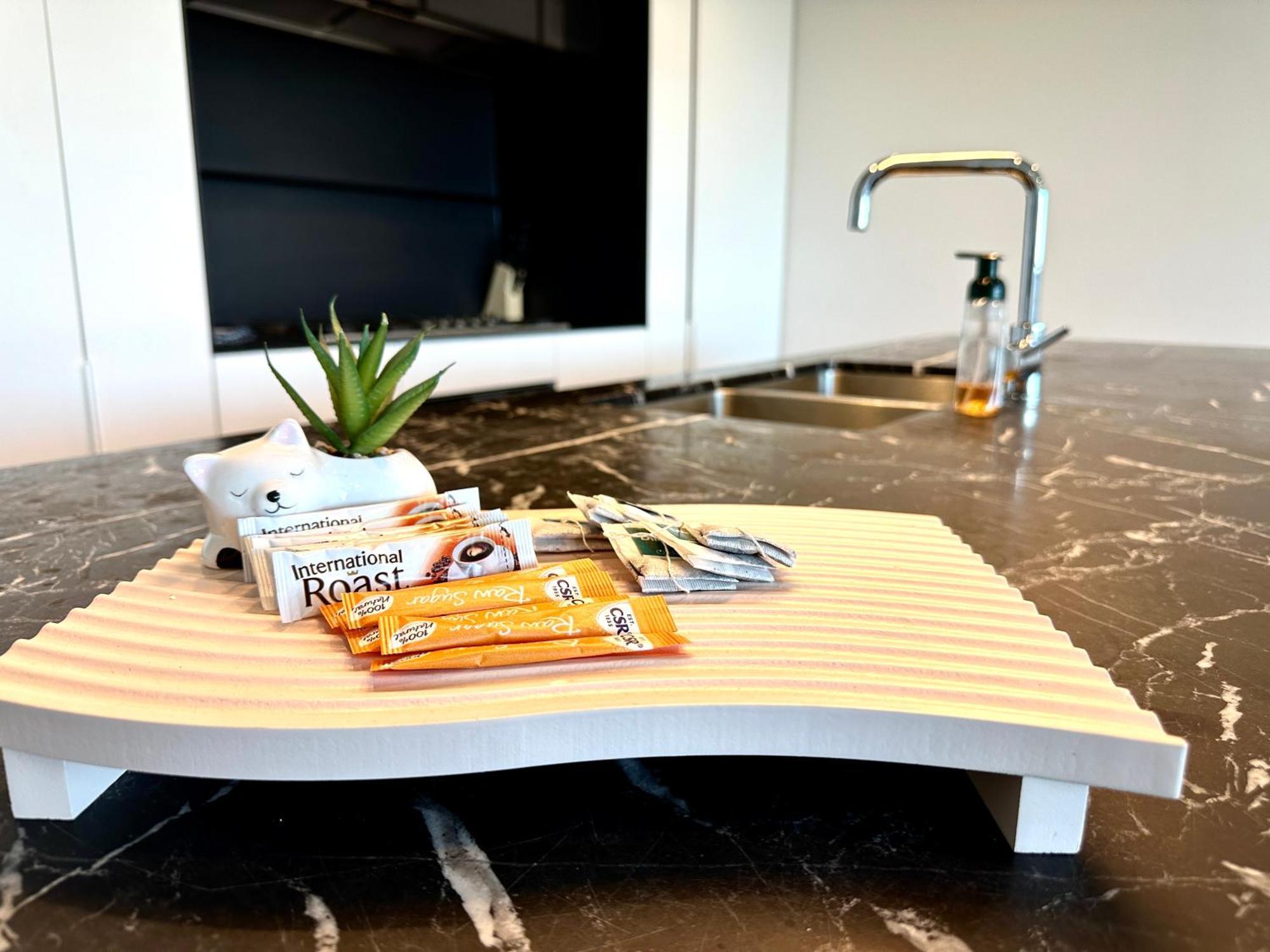 Skyline Oasis Starview 3b2b Apartment Melbourne