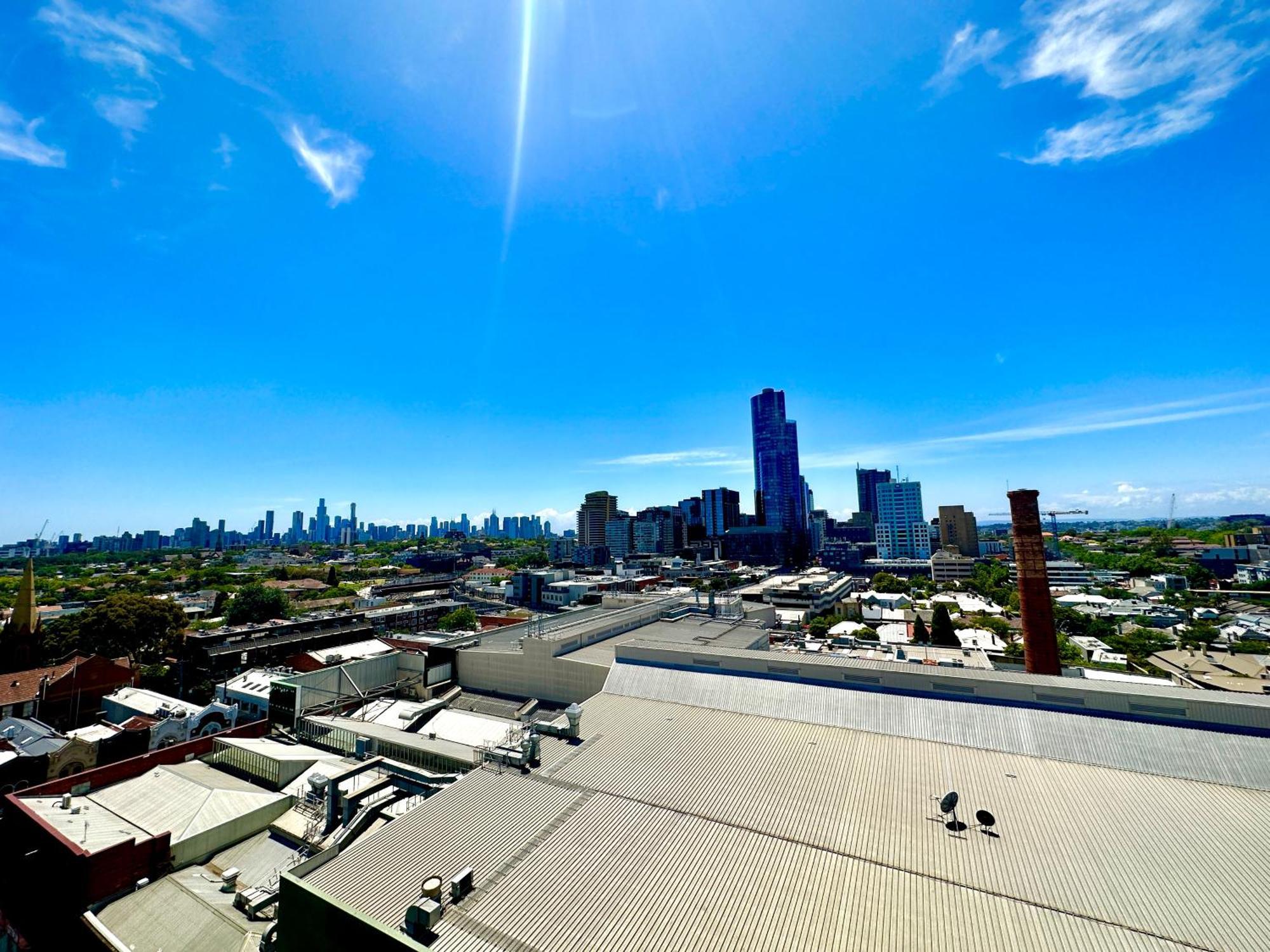 Apartment Skyline Oasis Starview 3b2b