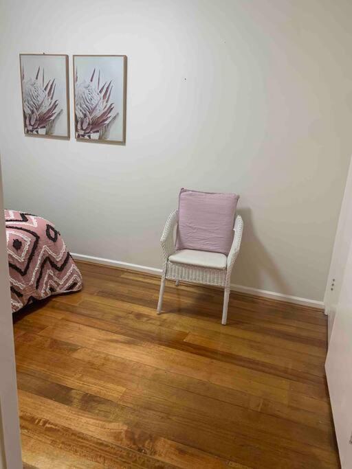 Glenroy Near Airport, City&shop Apartment *