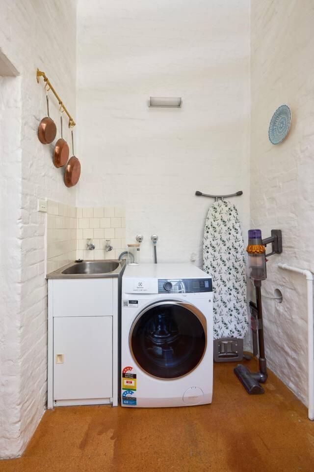 Holiday home King William Terrace - Classic Fitzroy Style *