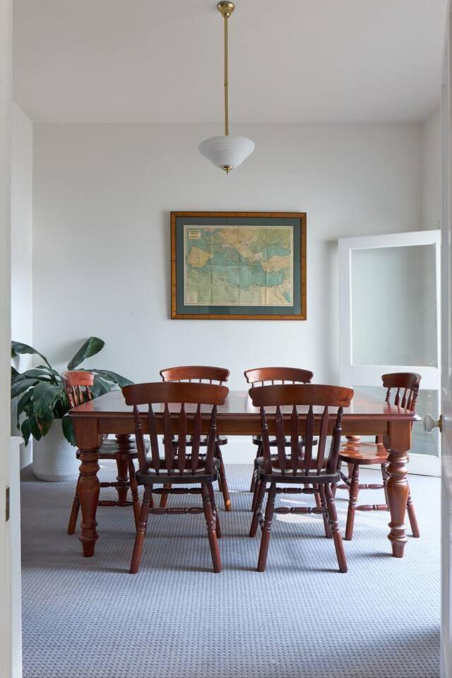 Holiday home King William Terrace - Classic Fitzroy Style