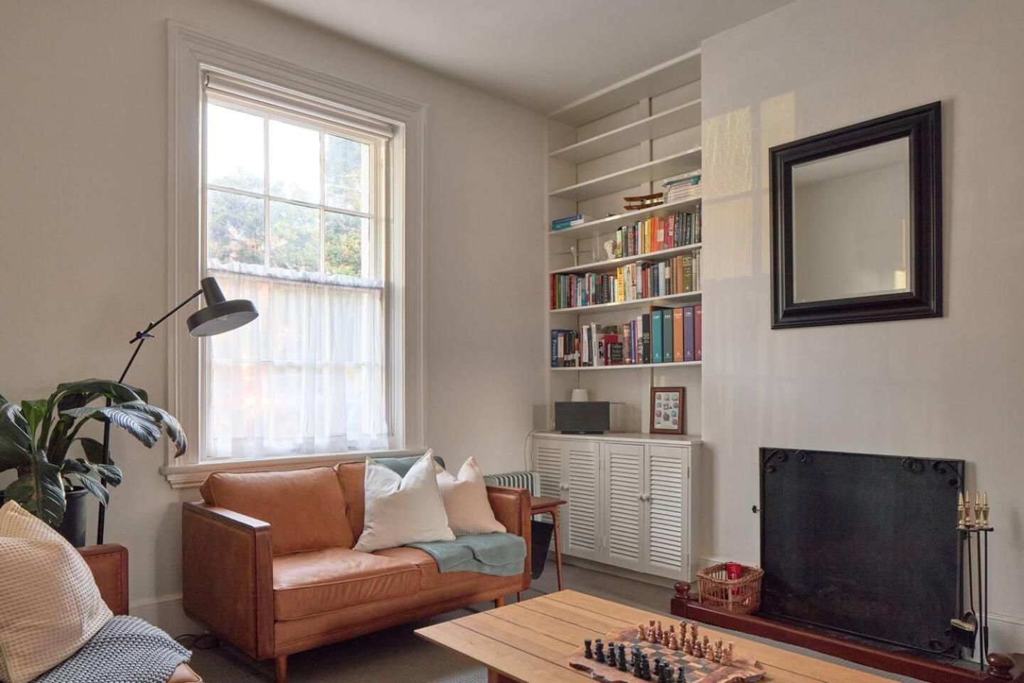 Holiday home King William Terrace - Classic Fitzroy Style