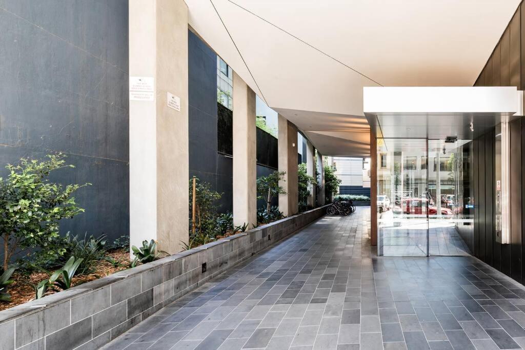 Elegant And Well-appointed Near Attractions In The Cbd Apartment