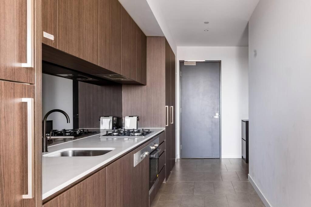 Elegant And Well-appointed Near Attractions In The Cbd *