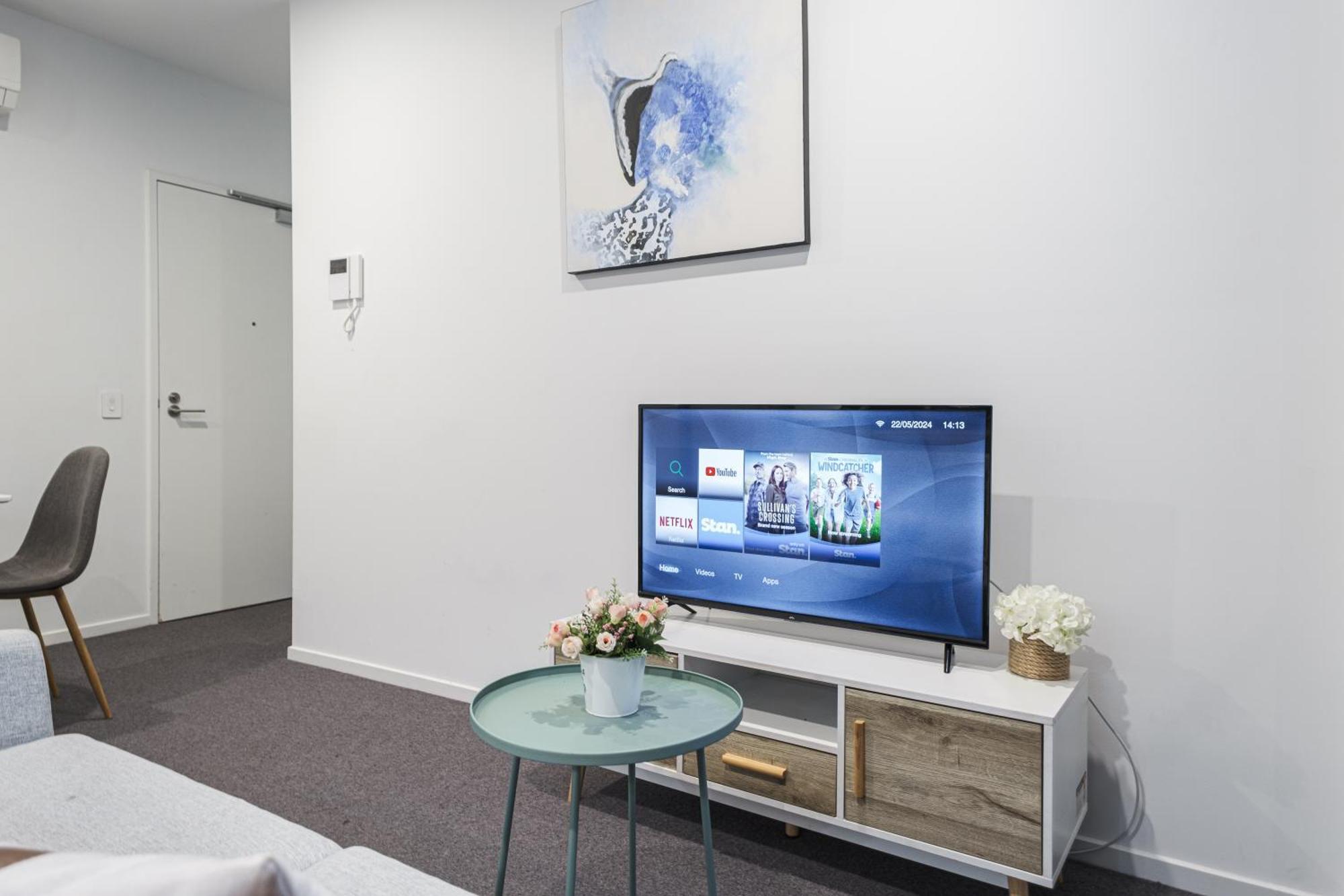 Delicate One Bed Footscray With Pool&gym Apartment Melbourne