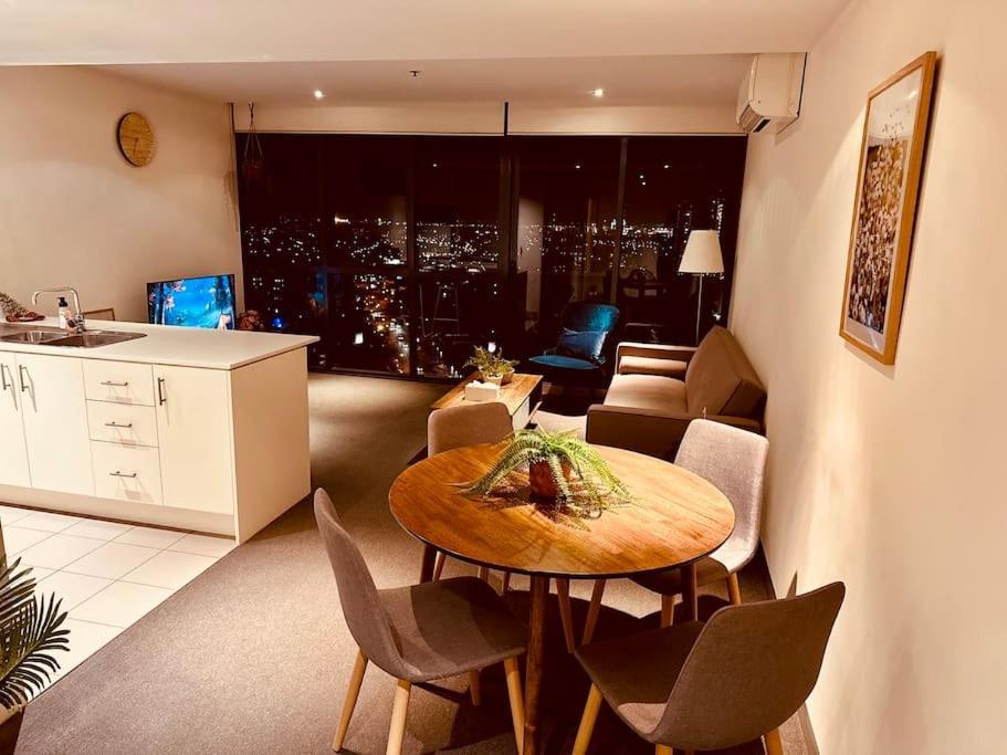 Memorable Southbank Apartment