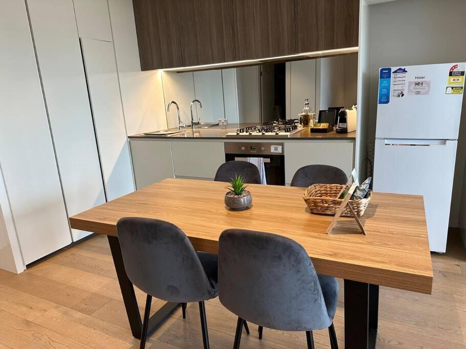 Apartment Wyndel One Bedroom Col89606s *