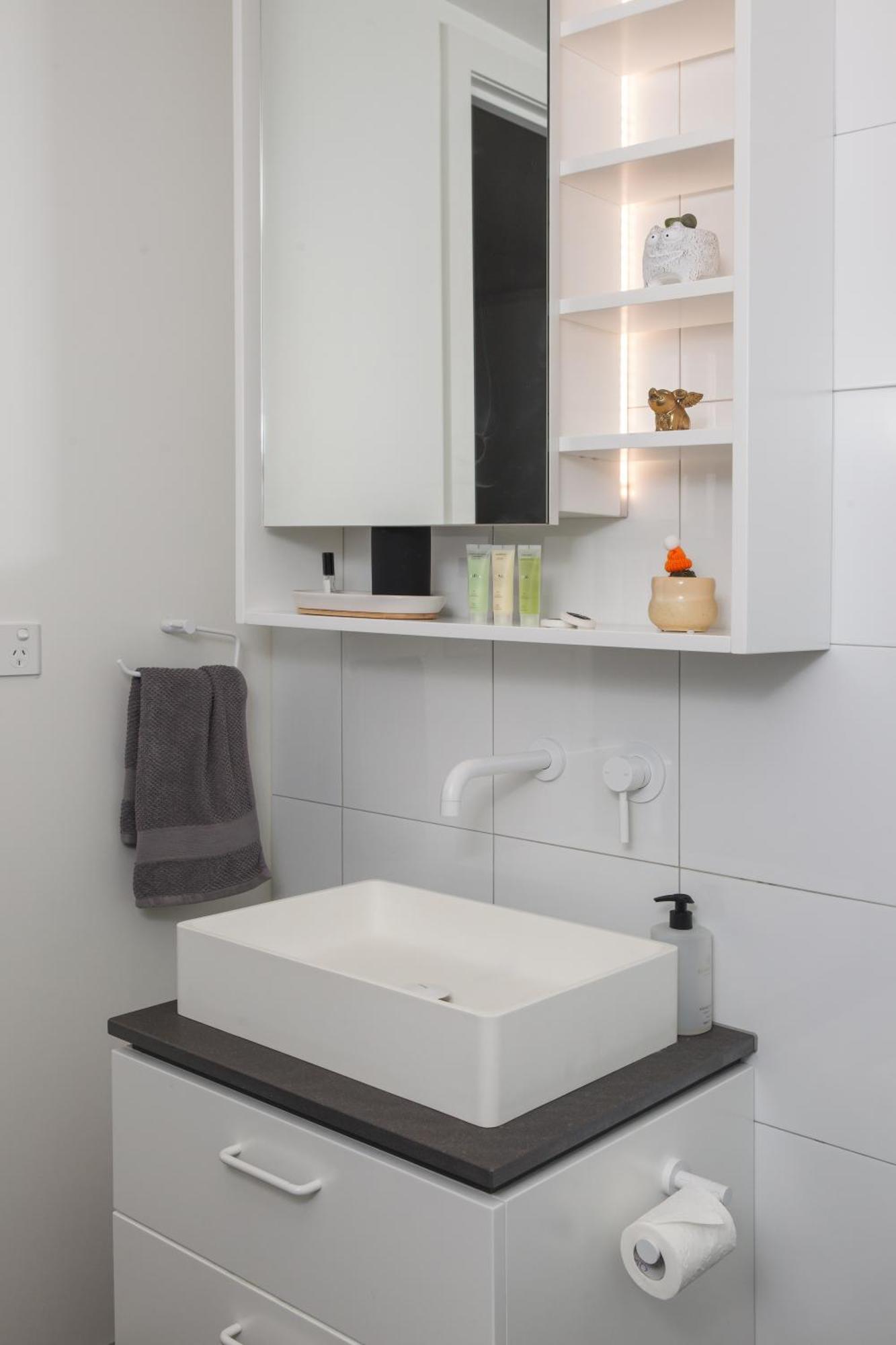 Large Prahran Retreat Apartment Melbourne
