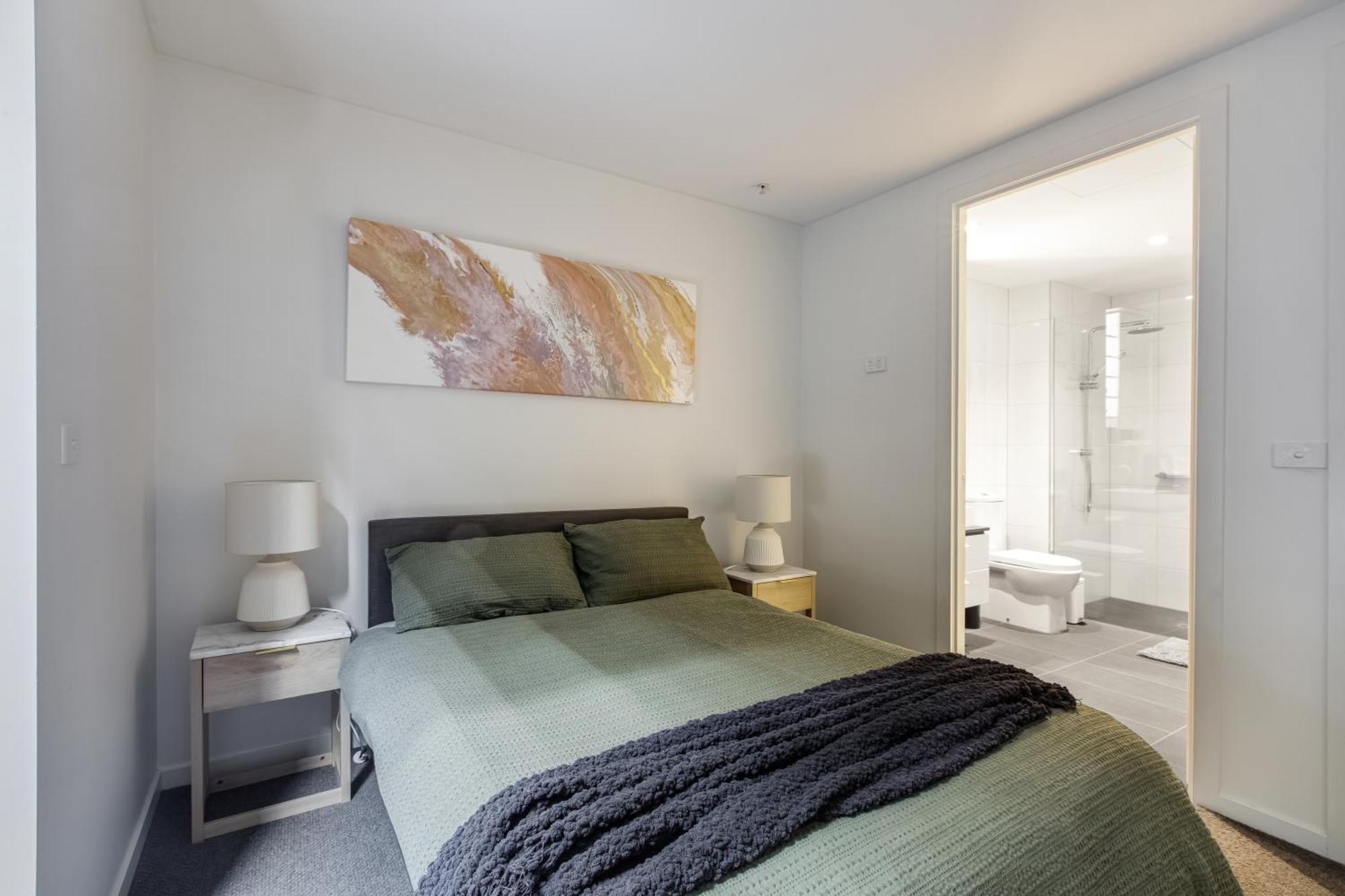 Large Prahran Retreat Apartment