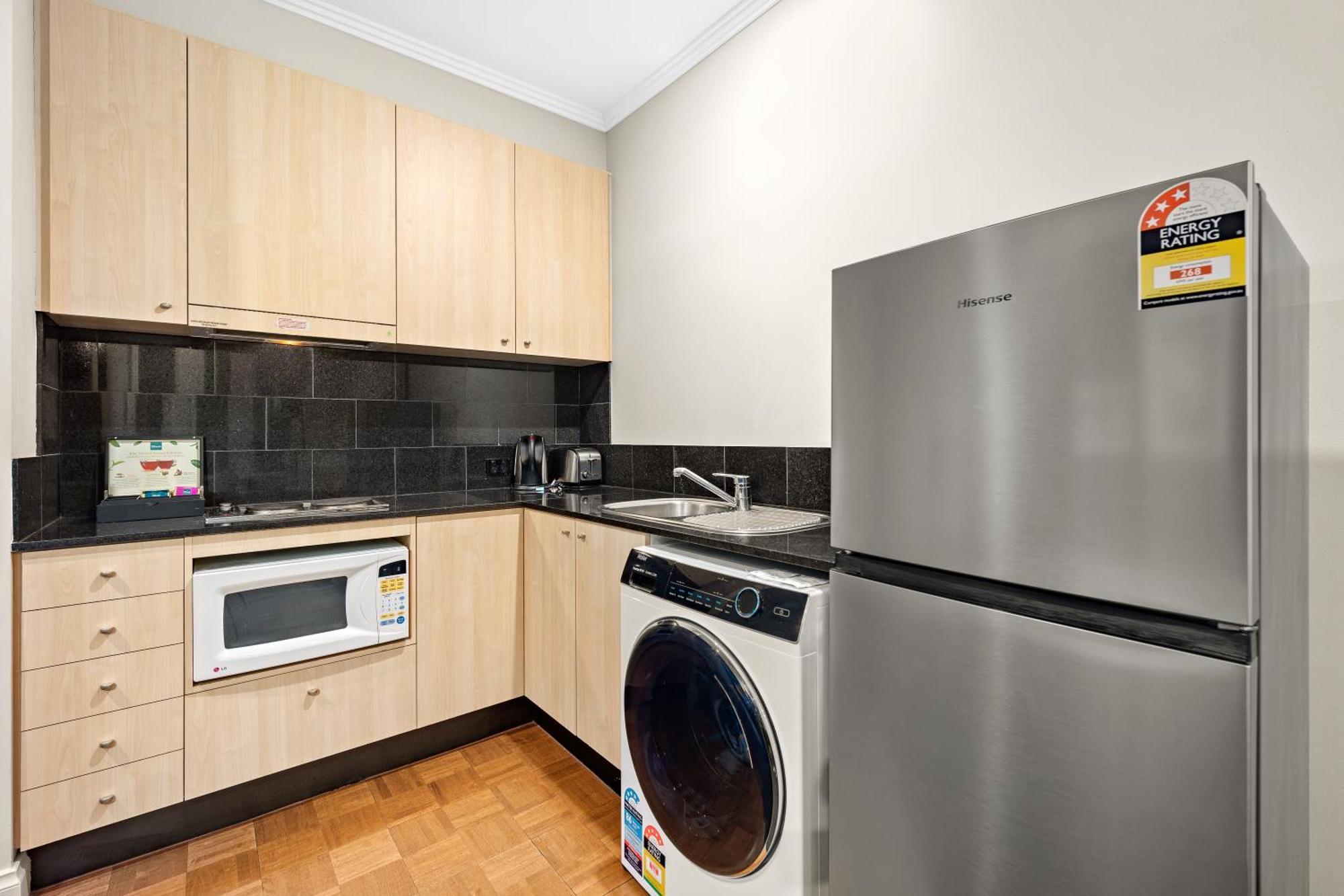Melbourne City Suites Apartment *