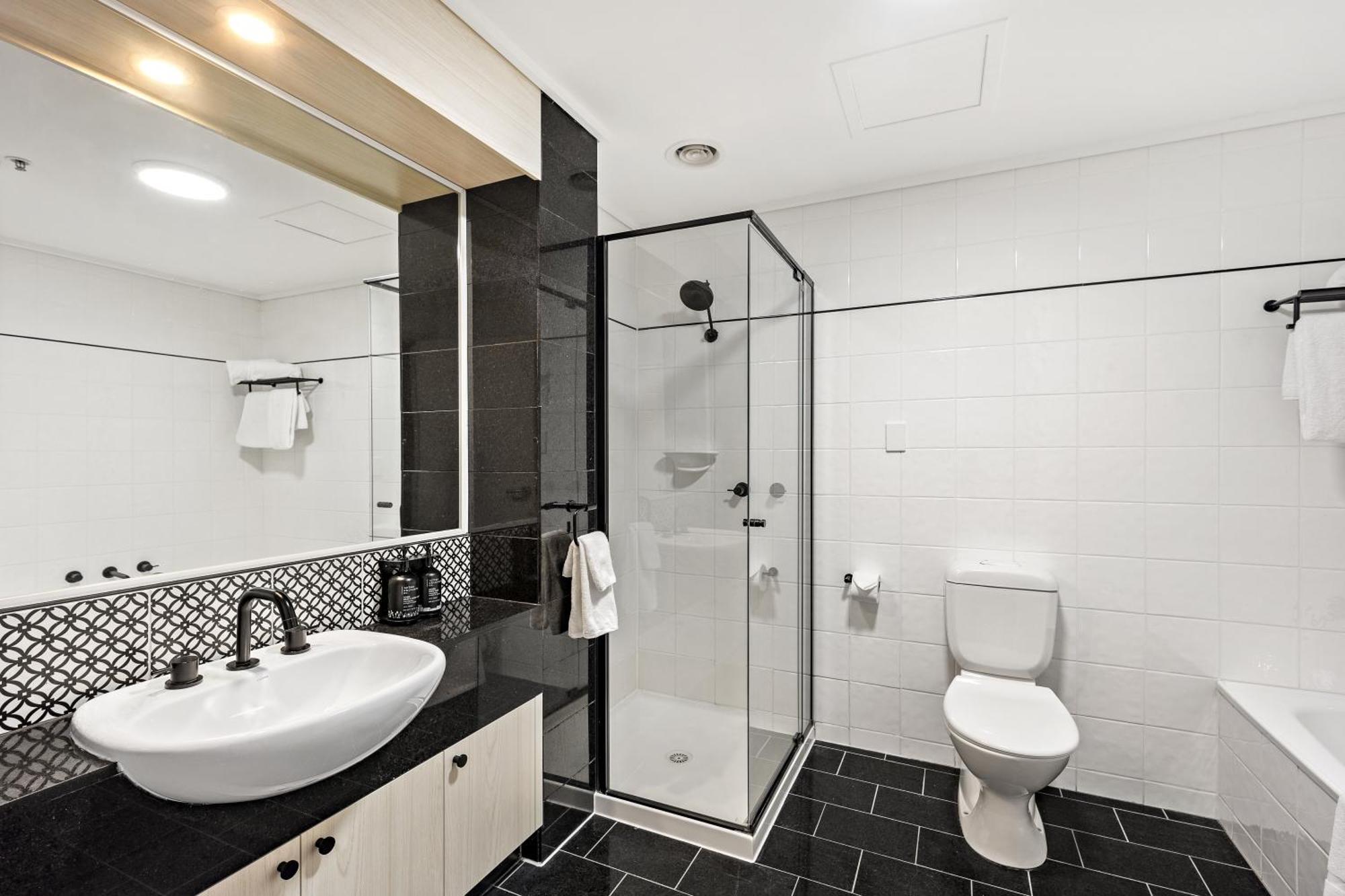 Melbourne City Suites Apartment *