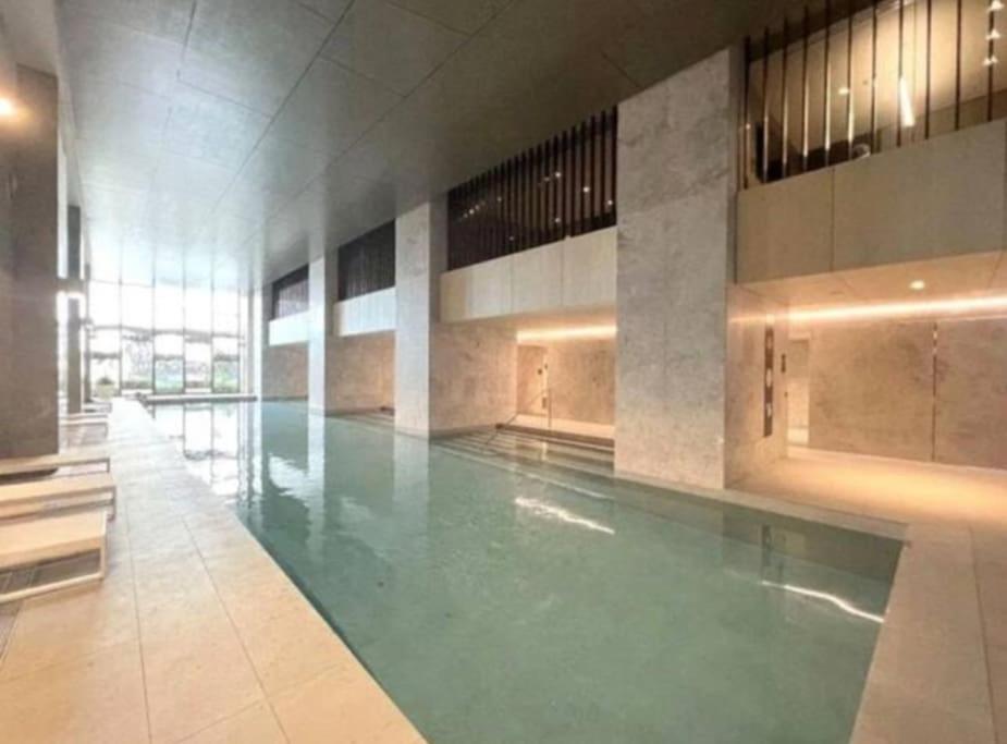 Prestigious Lv56 1br Cbd At West Side Place #wsp56b Melbourne