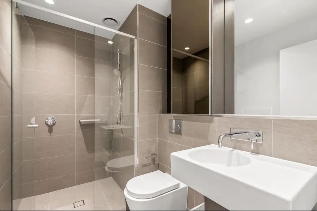 Prestigious Lv56 1br Cbd At West Side Place #wsp56b Apartment *