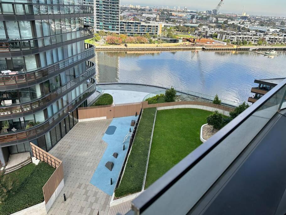 Wyndel One Bedroom Mel883col1104n * Melbourne