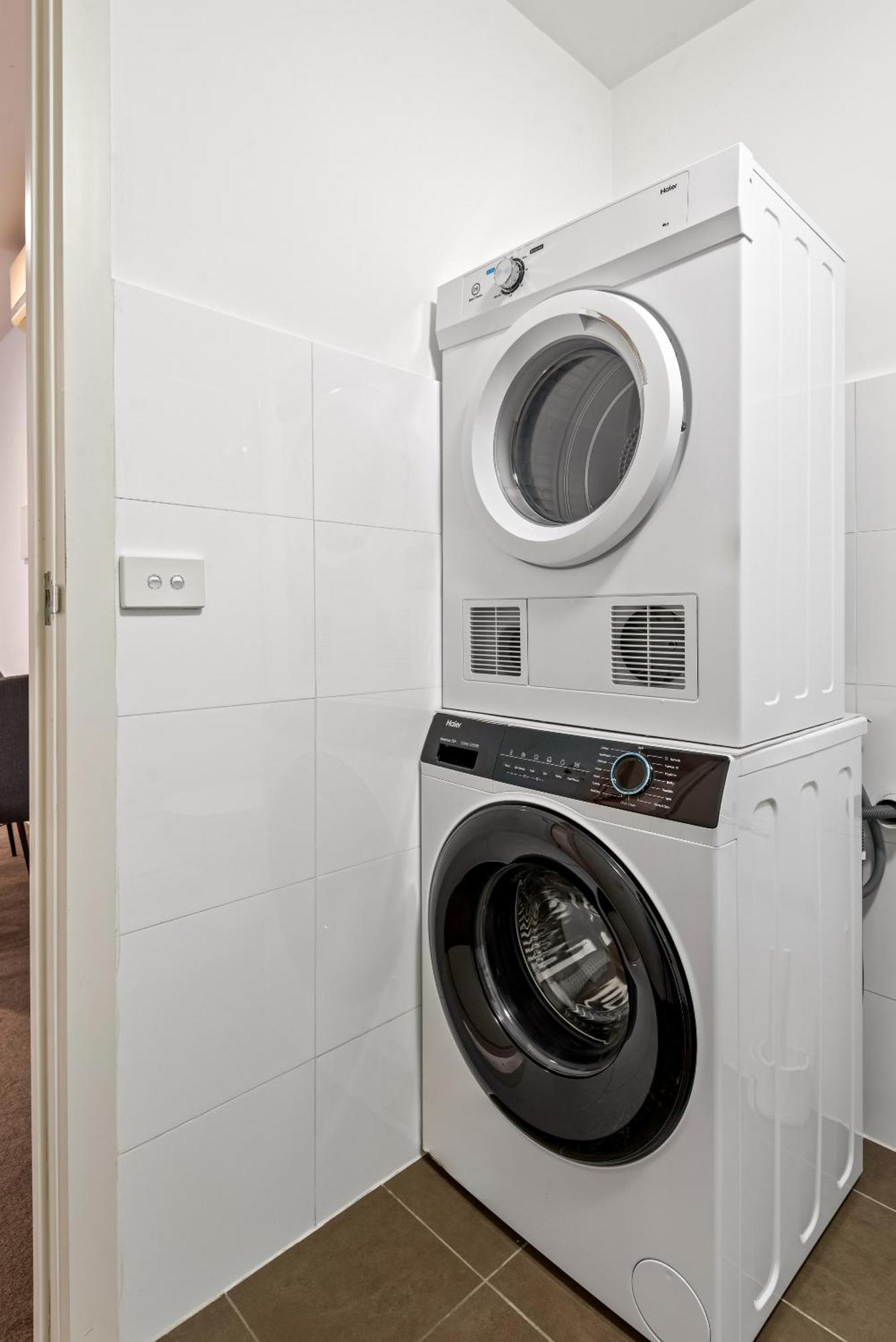 Apartment Cosy 1-bed With Balcony In Trendy St Kilda *