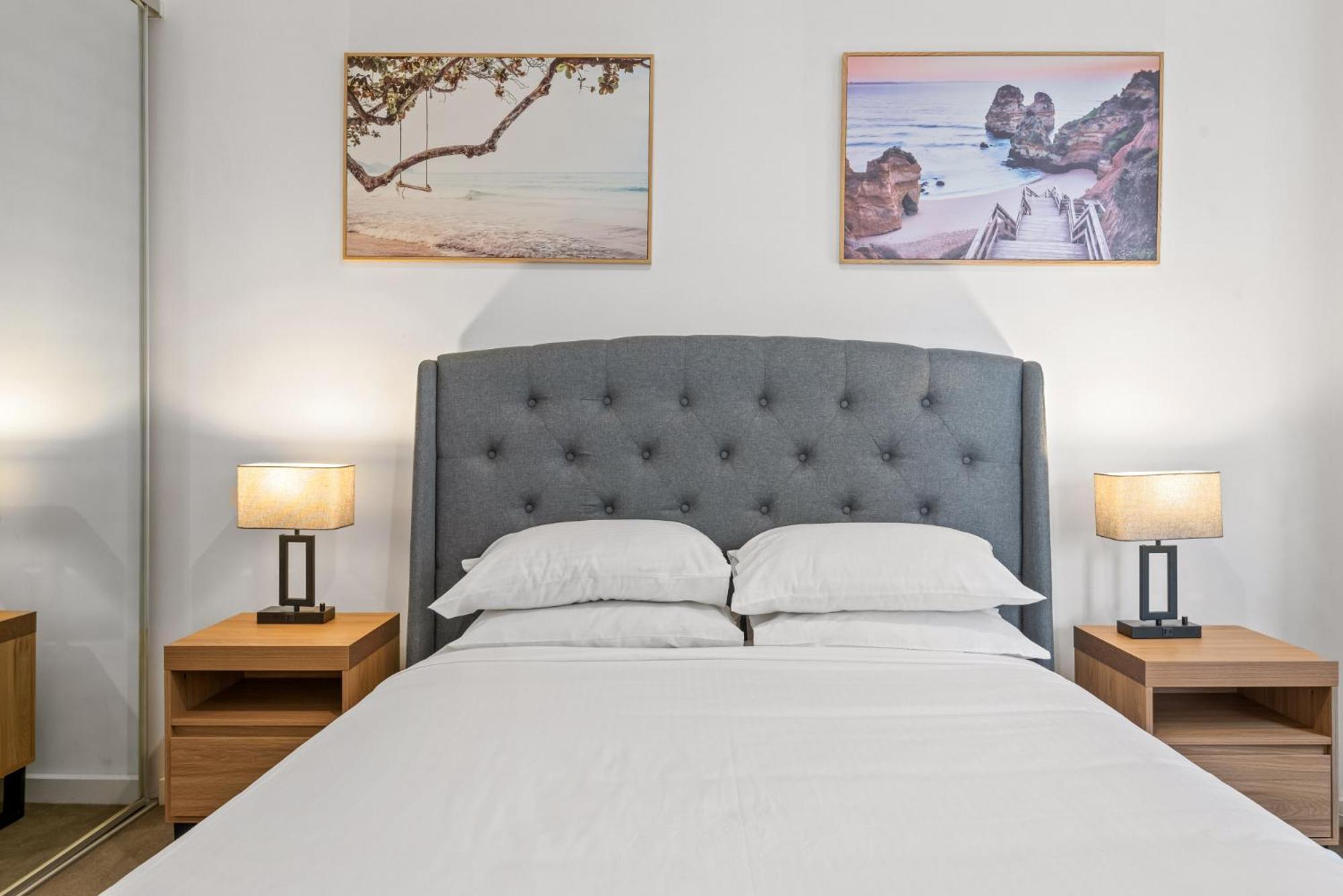 Cosy 1-bed With Balcony In Trendy St Kilda Melbourne