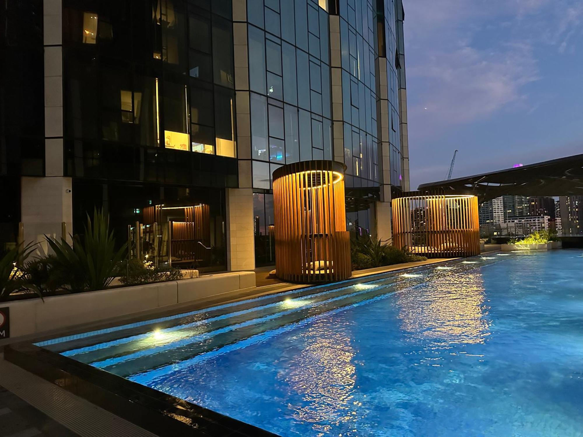 Apartment Skyline Serenity Retreat Melbourne