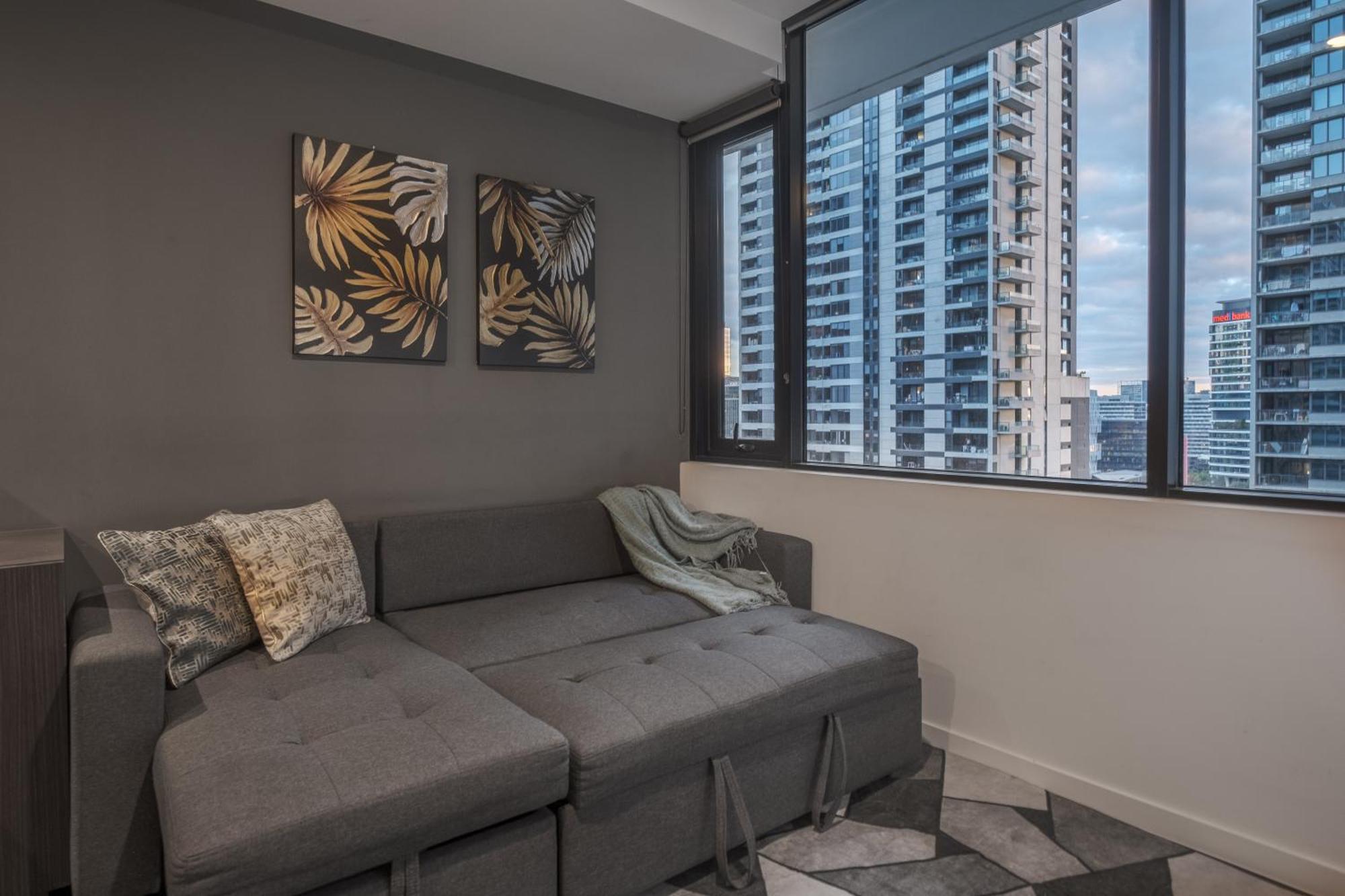 Apartment Dream 2br1ba Melbournepoolgym