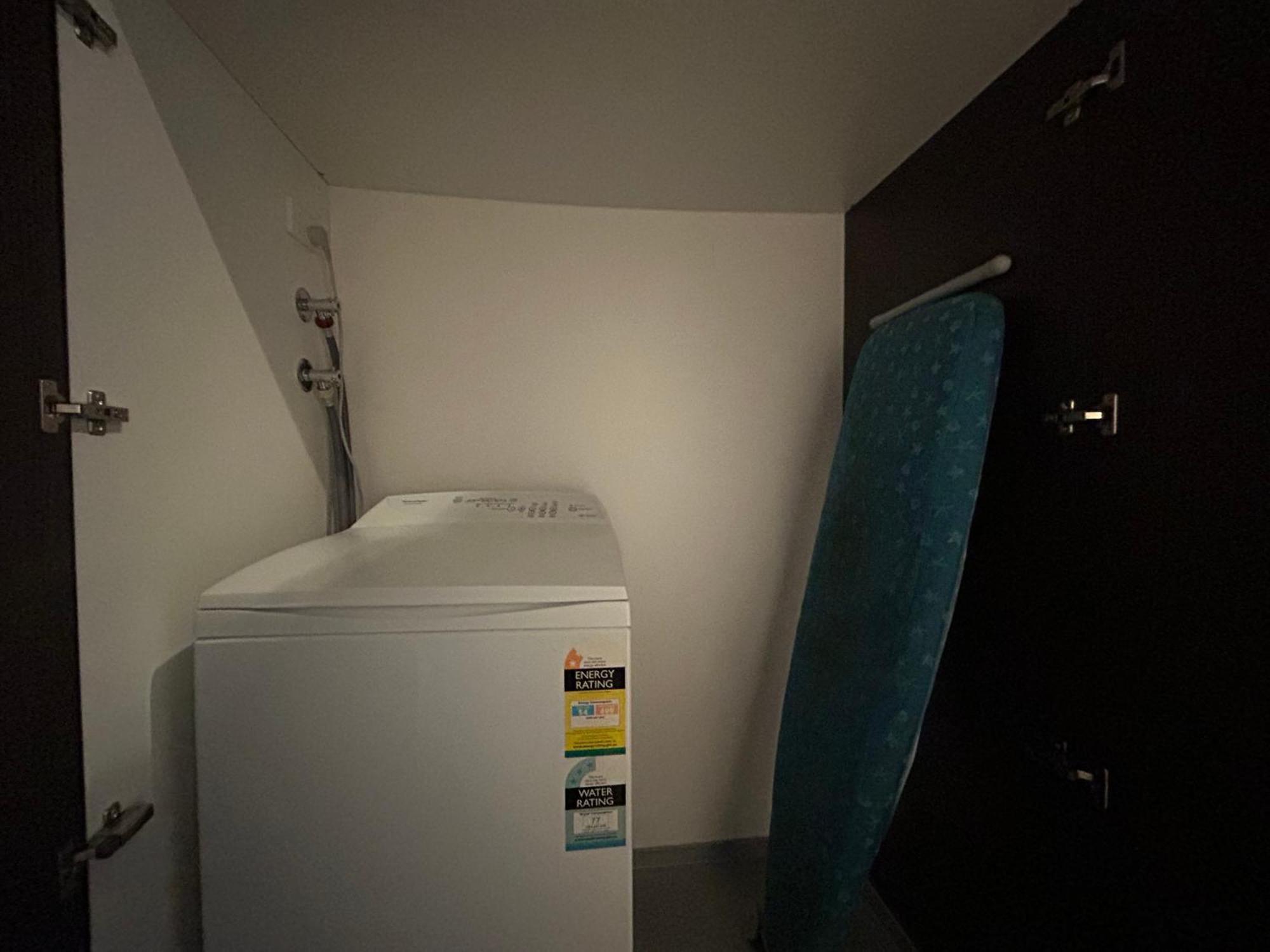 Apartment Dream 2br1ba Melbournepoolgym Melbourne