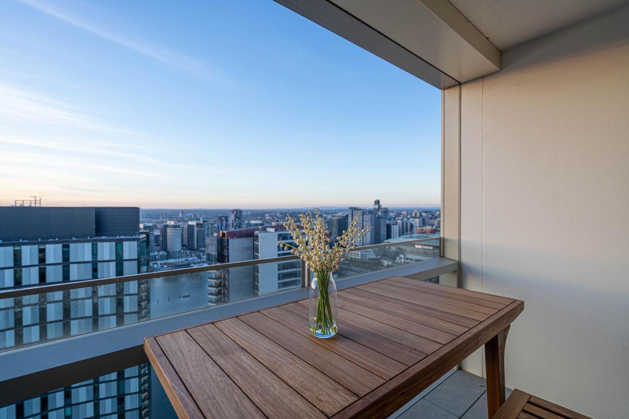 Waterfront 1br Docklands With Freeparking#88833 Apartment *