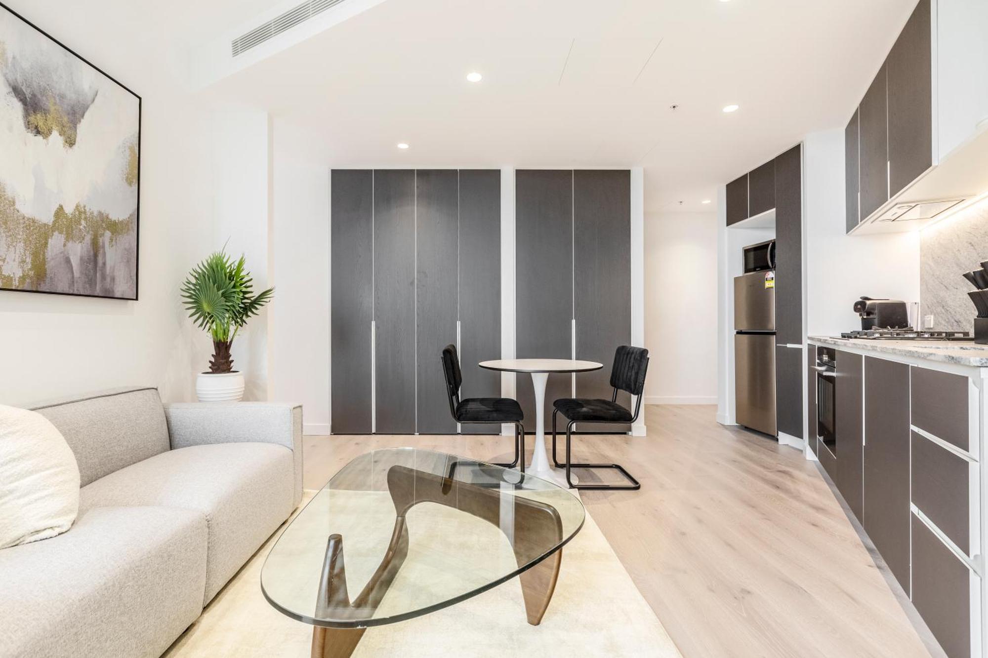 Apartment Contemporary Cbd Living From Level 23 At West Side *