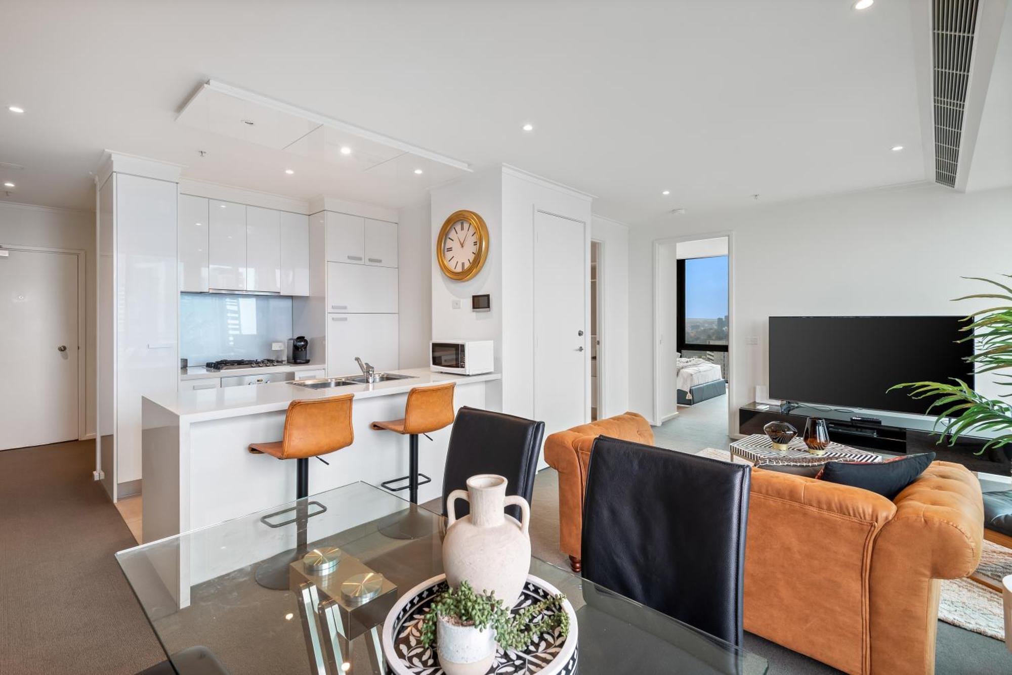 Apartment Panoramic Skyline Haven Melbourne
