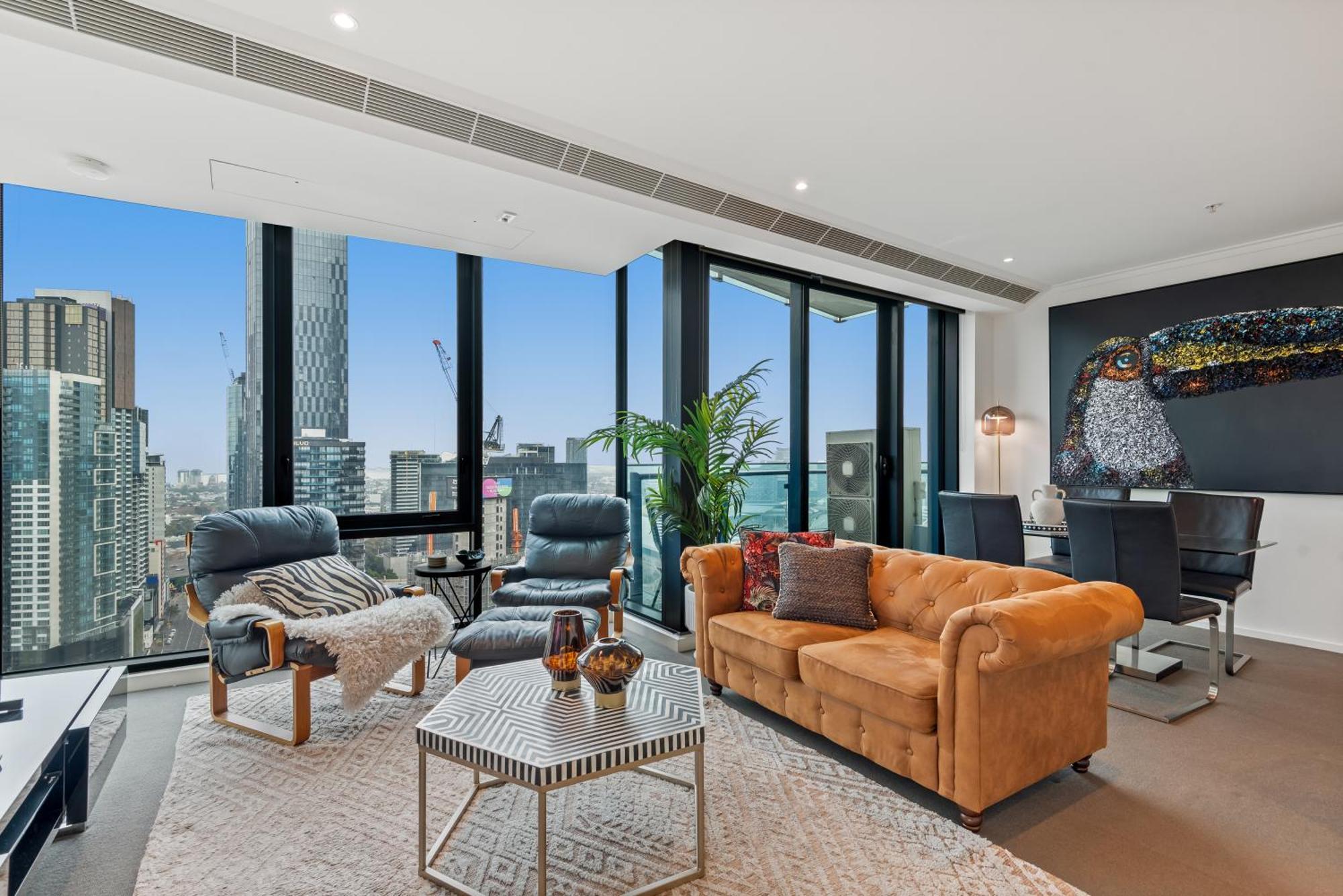 Panoramic Skyline Haven Apartment Melbourne