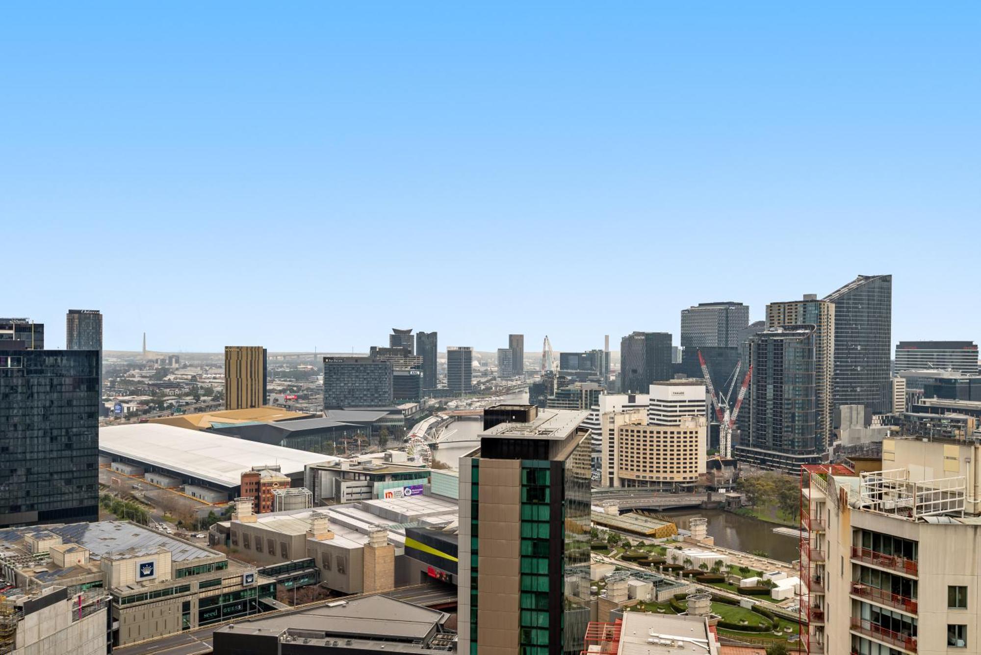 Panoramic Skyline Haven *