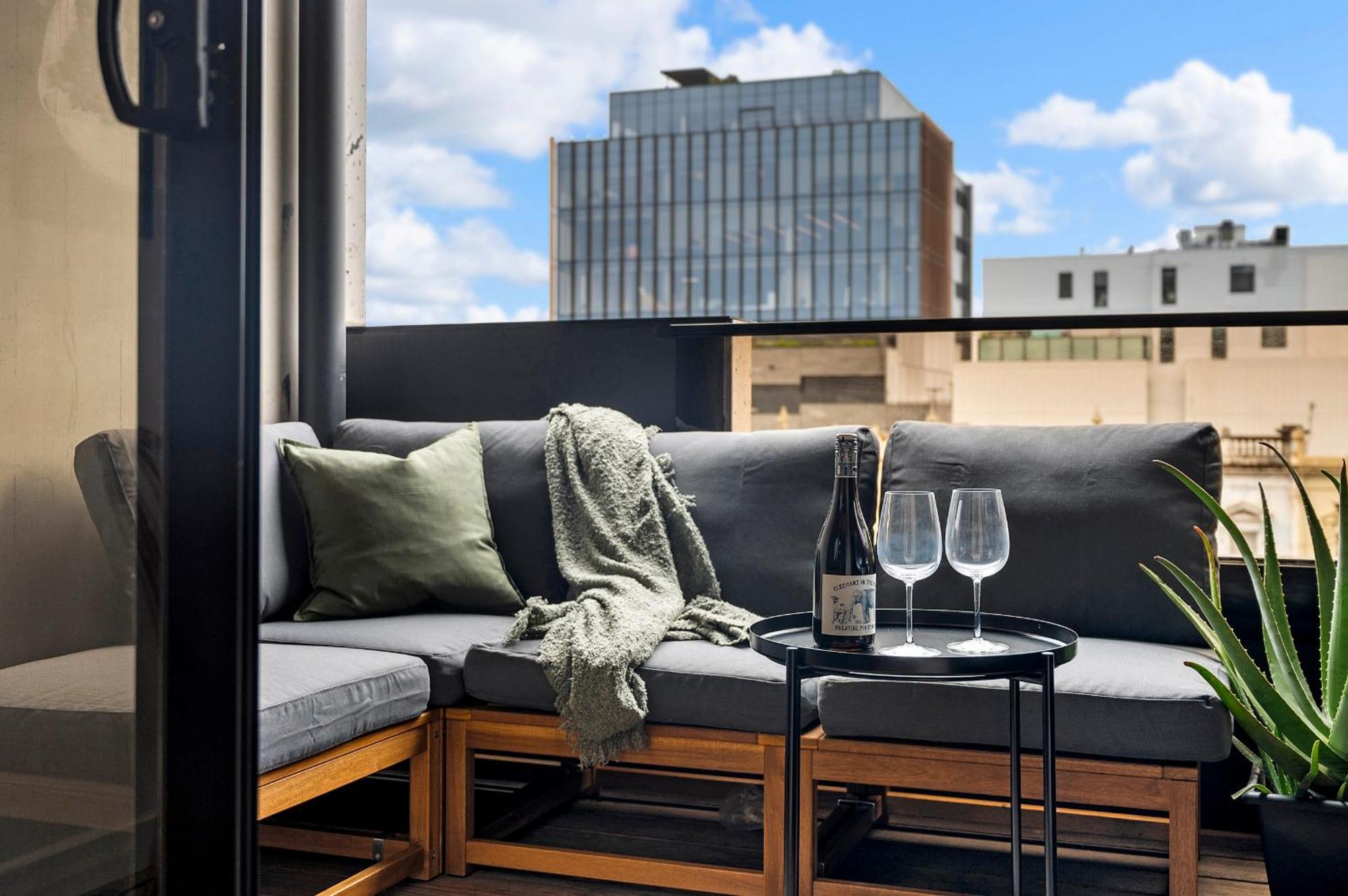 Modern, Elegant Oasis Melbourne
