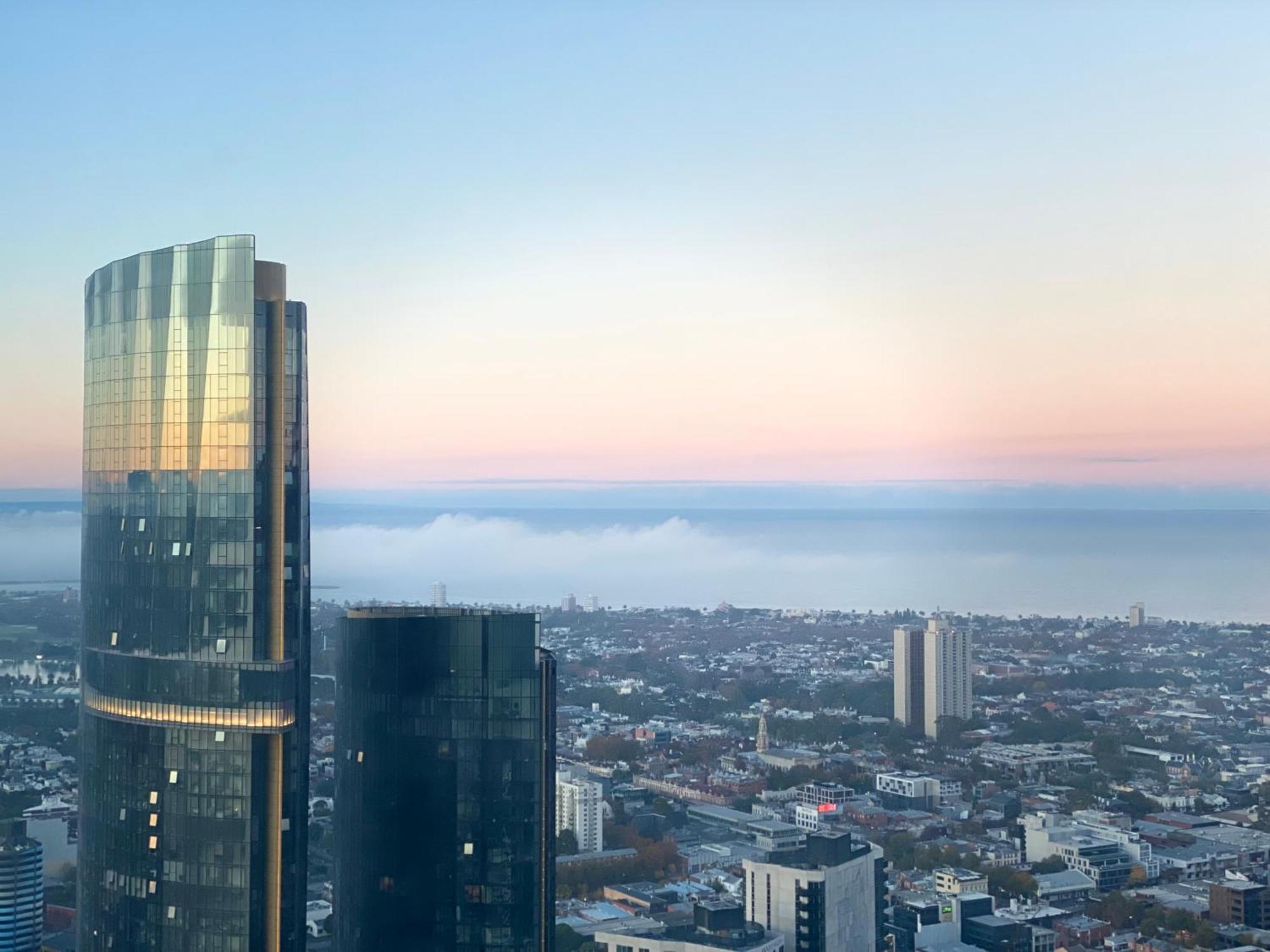 Apartment Sky - Ocean View 2 Bedroom With Sunrise And Sunset Views