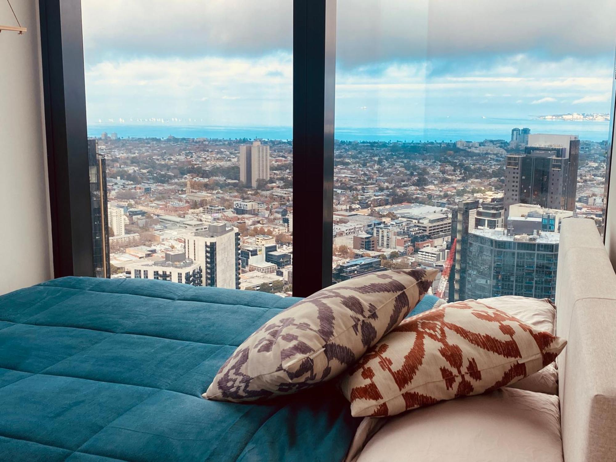 Apartment Sky - Ocean View 2 Bedroom With Sunrise And Sunset Views *