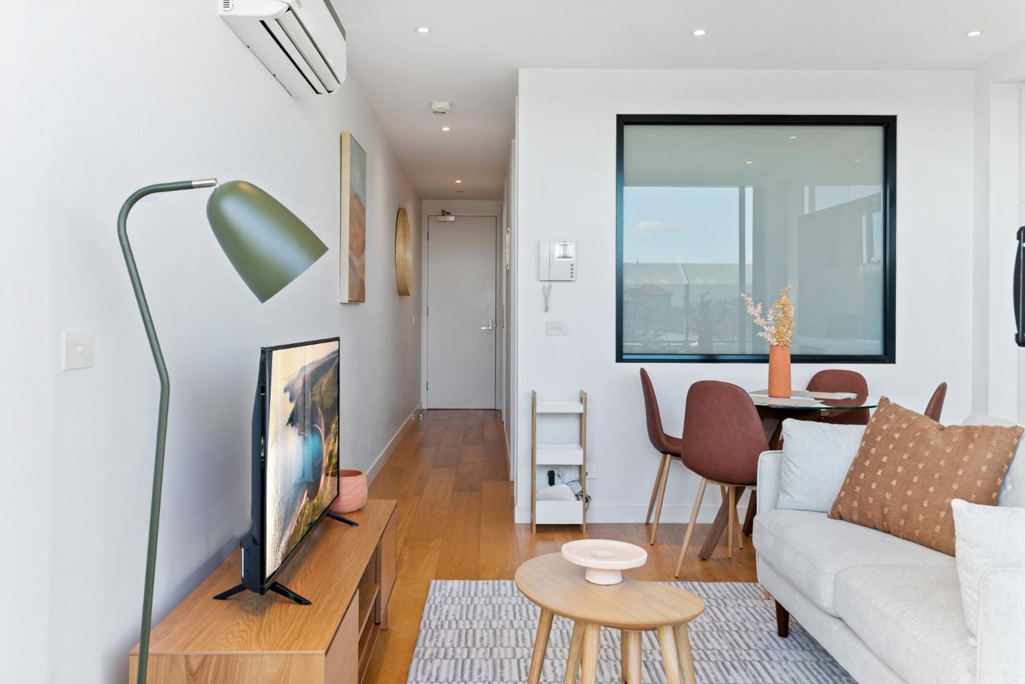Apartment Bayside Living Close To The