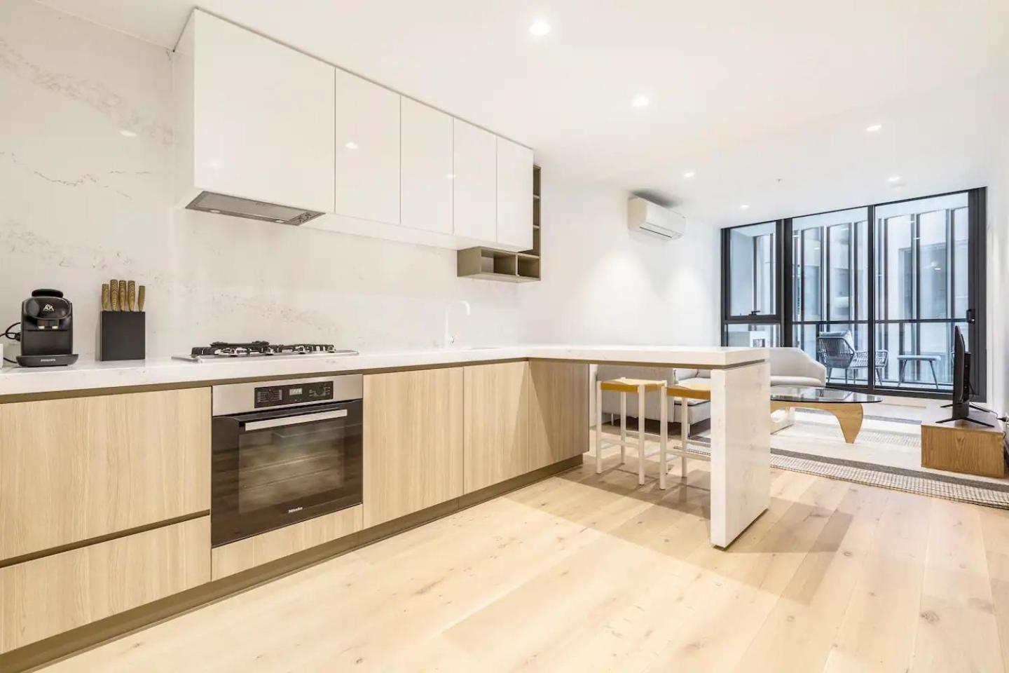 Effortless Minimalismcentral Southbank Apt Park Melbourne