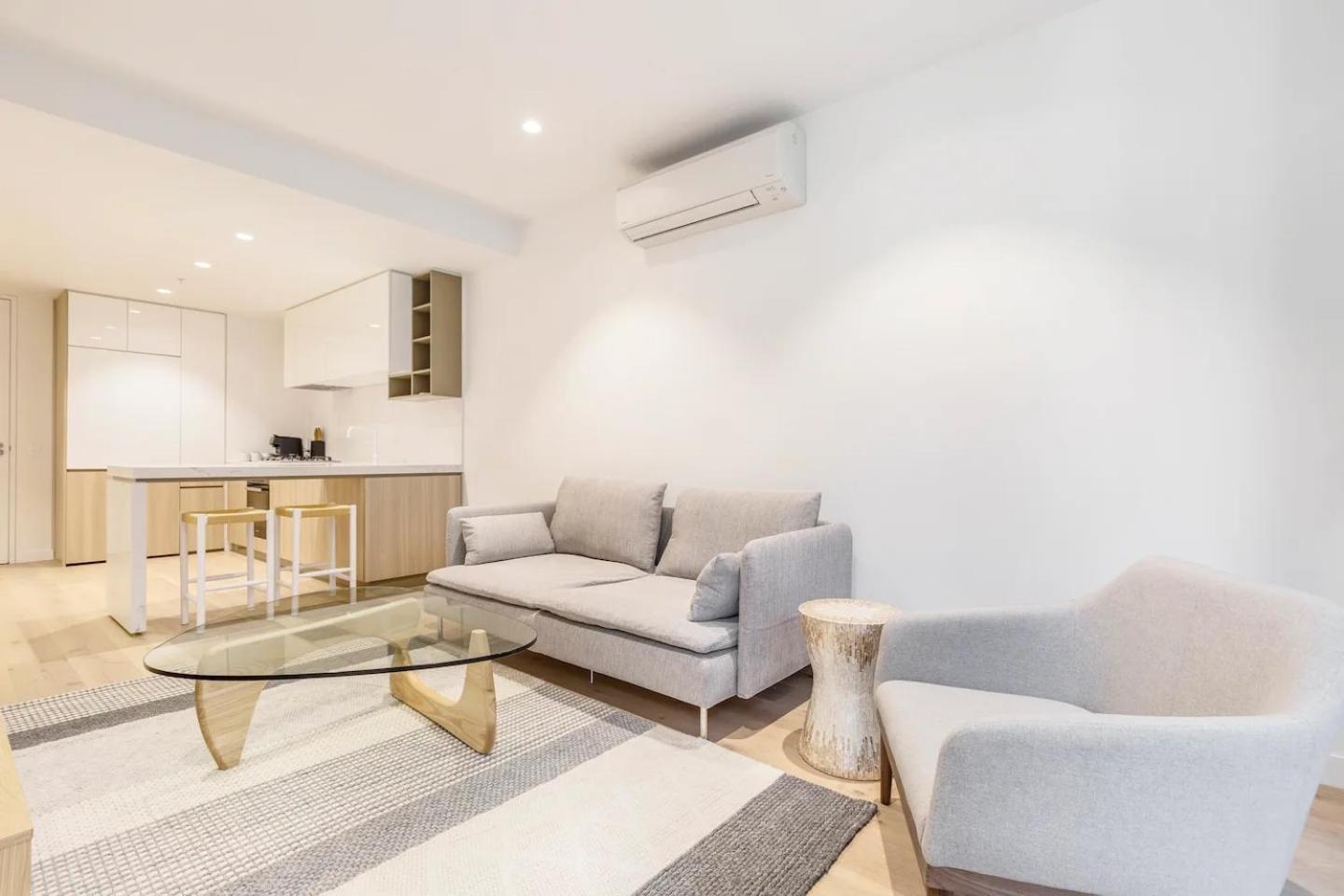 Effortless Minimalismcentral Southbank Apt Park Melbourne