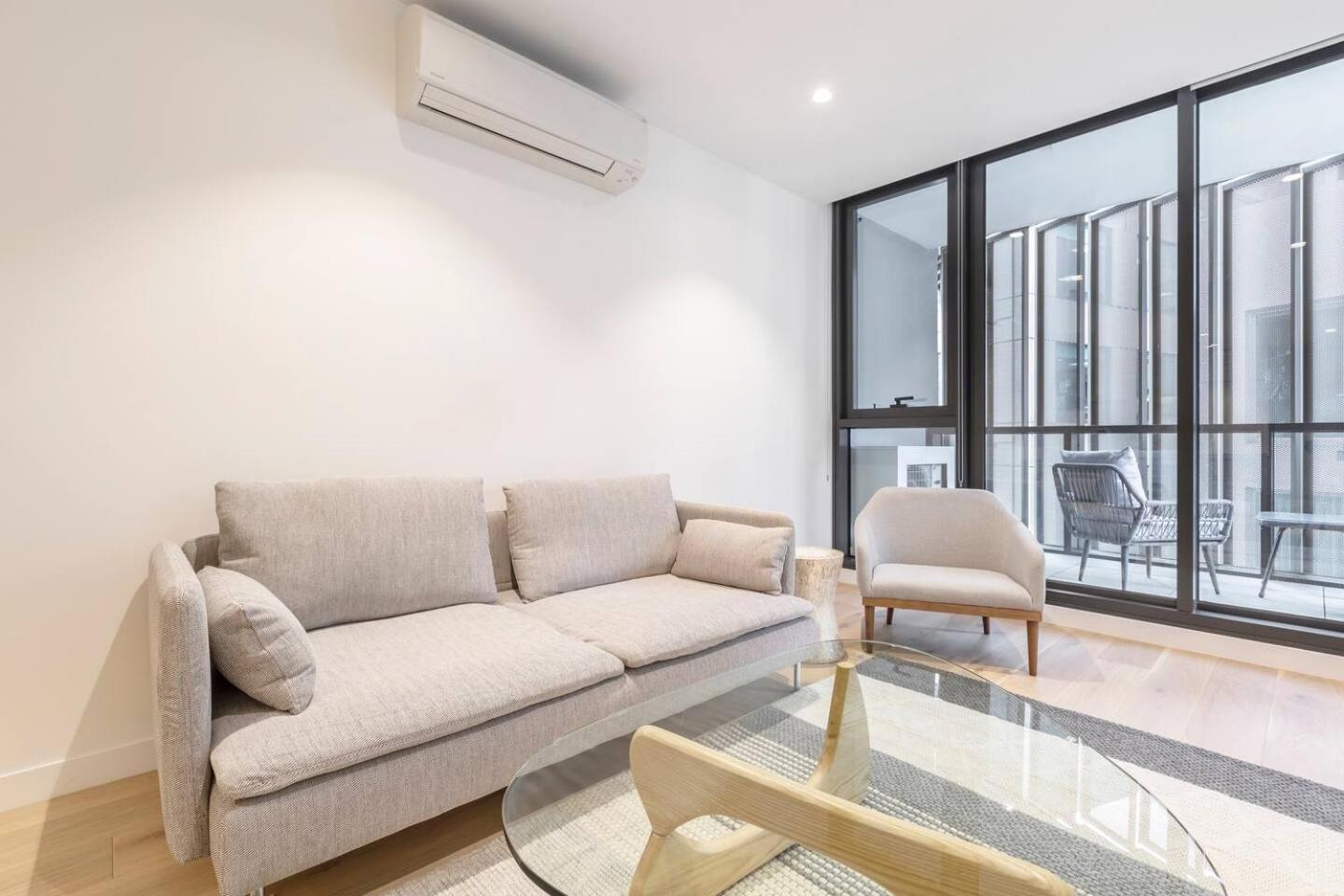 Effortless Minimalismcentral Southbank Apt Park *