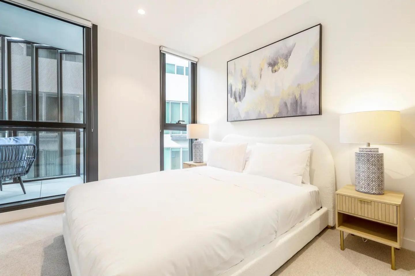 Effortless Minimalismcentral Southbank Apt Park Apartment *