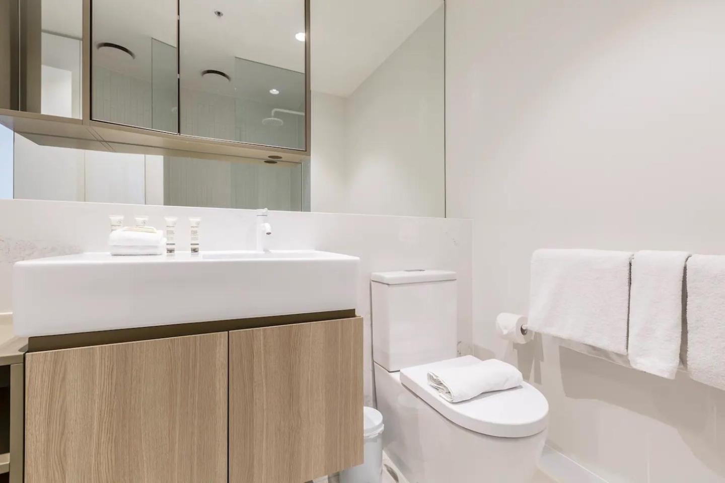 Apartment Effortless Minimalismcentral Southbank Apt Park *
