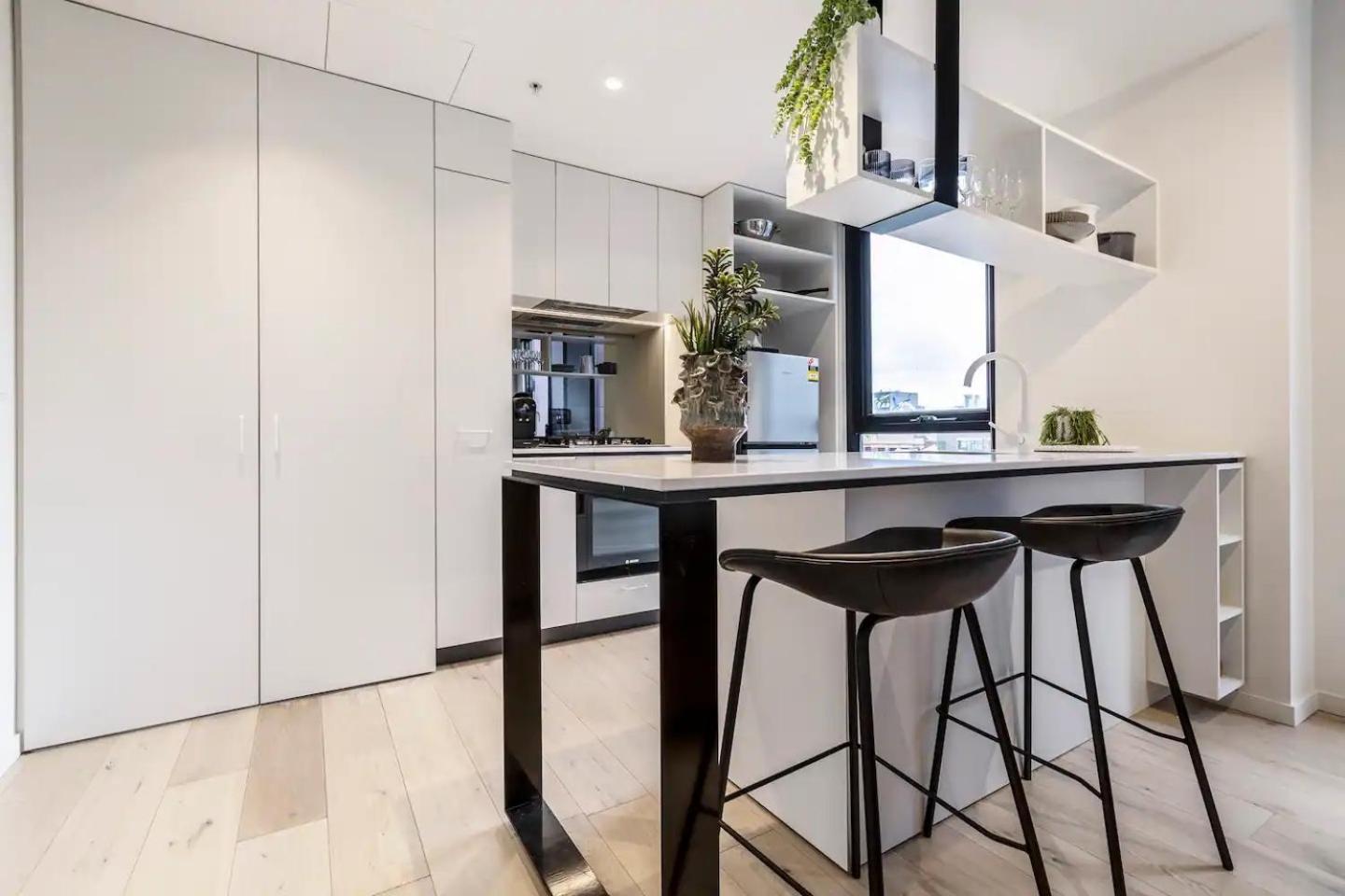 Bohemian Oasis Heart Of Prahran Near Greville St Apartment *