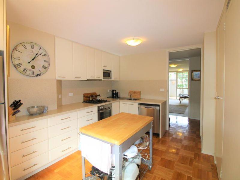 Classic Charm In Domain * Melbourne